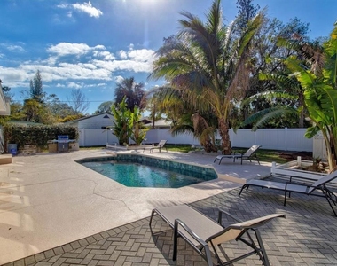 326 S Lime Avenue - Photo Thumbnail 35