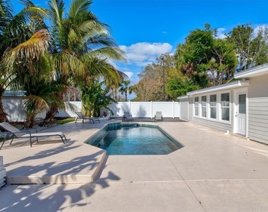 326 S Lime Avenue - Photo Thumbnail 32