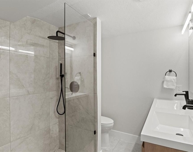 326 S Lime Avenue - Photo Thumbnail 23