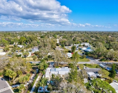 326 S Lime Avenue - Photo Thumbnail 43