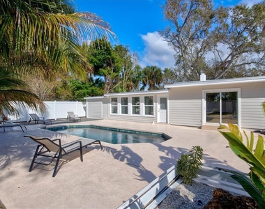 326 S Lime Avenue - Photo Thumbnail 33