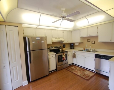 1637 Brookhouse Court - Photo Thumbnail 2