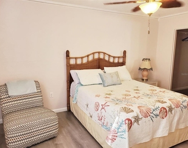 3773 59th Avenue W - Photo Thumbnail 9