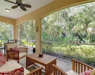 9454 Discovery Terrace - Photo Thumbnail 27