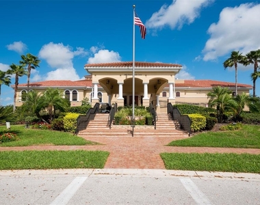 9454 Discovery Terrace - Photo Thumbnail 48