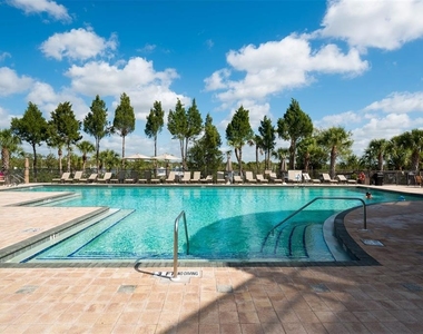 9454 Discovery Terrace - Photo Thumbnail 55
