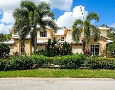 9454 Discovery Terrace - Photo Thumbnail 31