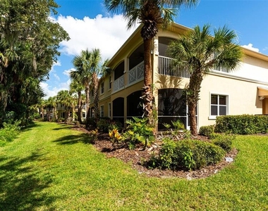 9454 Discovery Terrace - Photo Thumbnail 30