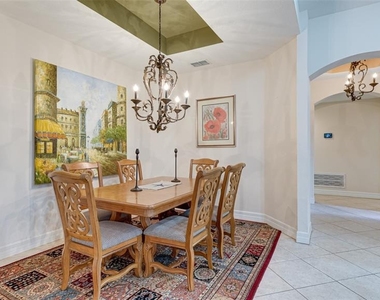 9454 Discovery Terrace - Photo Thumbnail 3