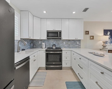 500 S Washington Drive - Photo Thumbnail 7