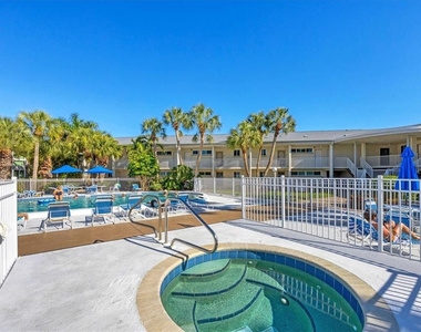 500 S Washington Drive - Photo Thumbnail 29