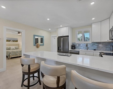 500 S Washington Drive - Photo Thumbnail 5