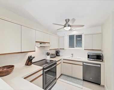 500 S Washington Drive - Photo Thumbnail 3
