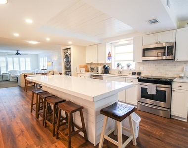 3804 Gulf Of Mexico Drive - Photo Thumbnail 22