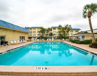 3804 Gulf Of Mexico Drive - Photo Thumbnail 12