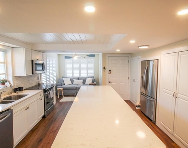 3804 Gulf Of Mexico Drive - Photo Thumbnail 29