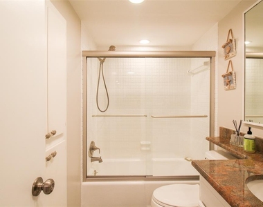 3804 Gulf Of Mexico Drive - Photo Thumbnail 54