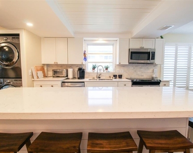 3804 Gulf Of Mexico Drive - Photo Thumbnail 23