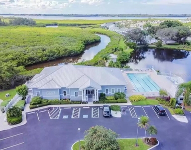 502 Sanderling Circle - Photo Thumbnail 5
