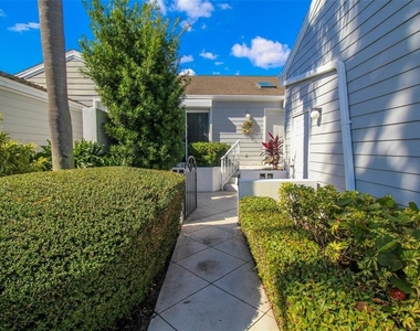 502 Sanderling Circle - Photo Thumbnail 12
