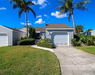 502 Sanderling Circle - Photo Thumbnail 11