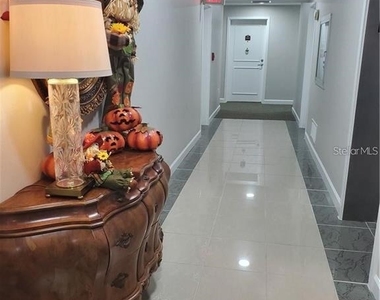 1050 Longboat Club Road - Photo Thumbnail 30