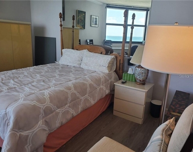 1050 Longboat Club Road - Photo Thumbnail 27
