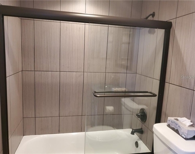 1050 Longboat Club Road - Photo Thumbnail 29