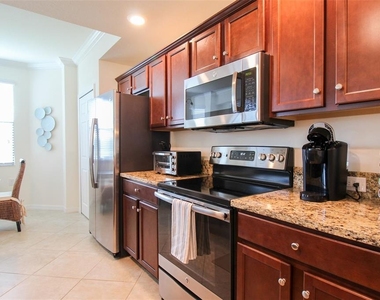 16814 Vardon Terrace - Photo Thumbnail 34