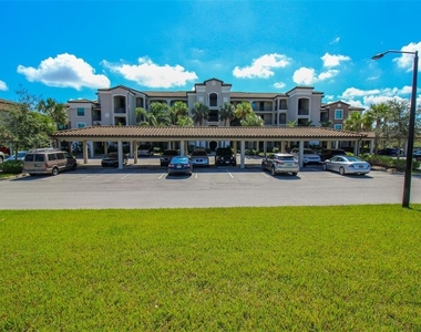 16814 Vardon Terrace - Photo Thumbnail 8