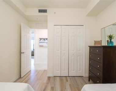 16814 Vardon Terrace - Photo Thumbnail 25