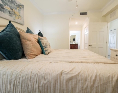 16814 Vardon Terrace - Photo Thumbnail 20