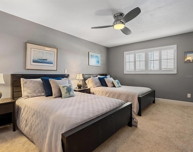5760 Midnight Pass Road - Photo Thumbnail 24
