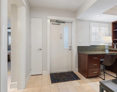5760 Midnight Pass Road - Photo Thumbnail 2