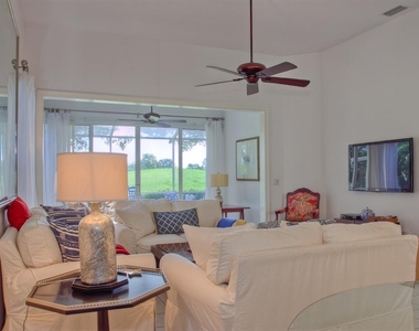 7911 Whitebridge Glen - Photo Thumbnail 12