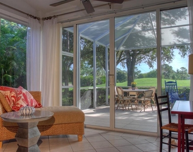7911 Whitebridge Glen - Photo Thumbnail 13