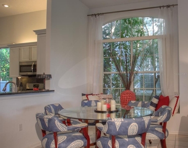 7911 Whitebridge Glen - Photo Thumbnail 14