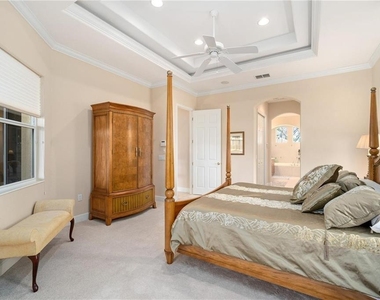 1023 Rainbow Court - Photo Thumbnail 29