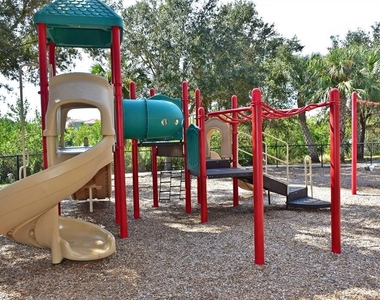 1023 Rainbow Court - Photo Thumbnail 80