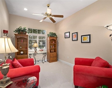 1023 Rainbow Court - Photo Thumbnail 5