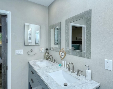 6758 S Lockwood Ridge Road - Photo Thumbnail 23