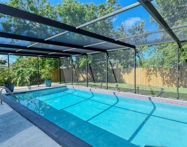 6758 S Lockwood Ridge Road - Photo Thumbnail 35
