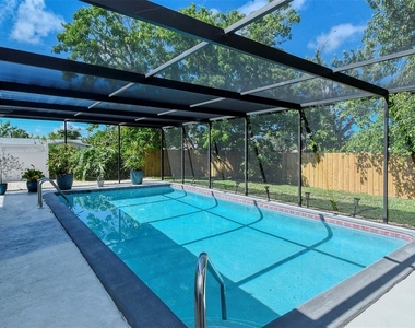 6758 S Lockwood Ridge Road - Photo Thumbnail 33