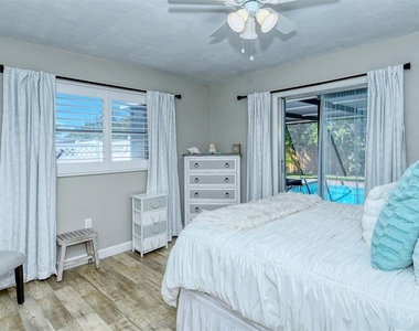 6758 S Lockwood Ridge Road - Photo Thumbnail 28