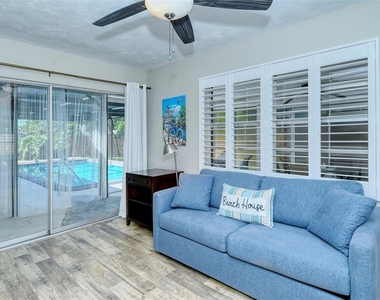 6758 S Lockwood Ridge Road - Photo Thumbnail 25
