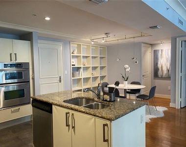 1350 Main Street - Photo Thumbnail 8