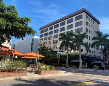 1350 Main Street - Photo Thumbnail 38