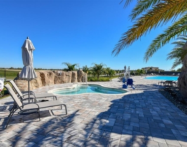 16706 Vardon Terrace - Photo Thumbnail 44