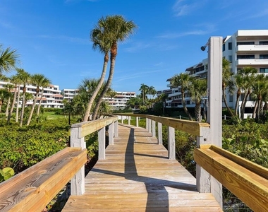 1485 Gulf Of Mexico Drive - Photo Thumbnail 70