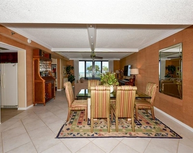 1485 Gulf Of Mexico Drive - Photo Thumbnail 10